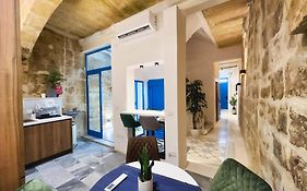 Mandera'S Boutique Suites & Dorms